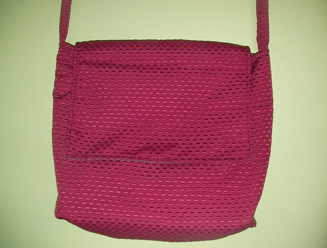 růžová taška